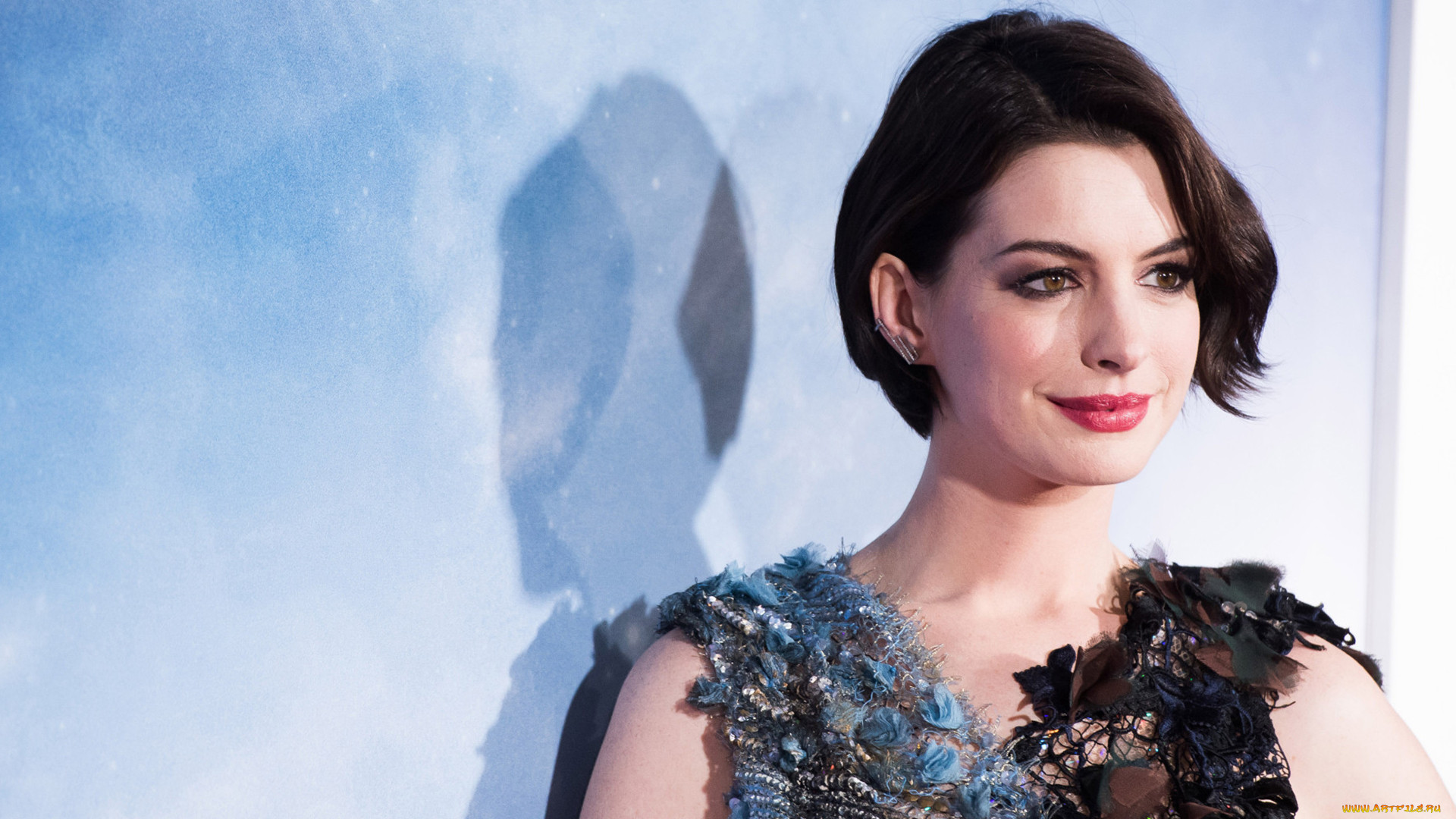 , anne hathaway, anne, hathaway